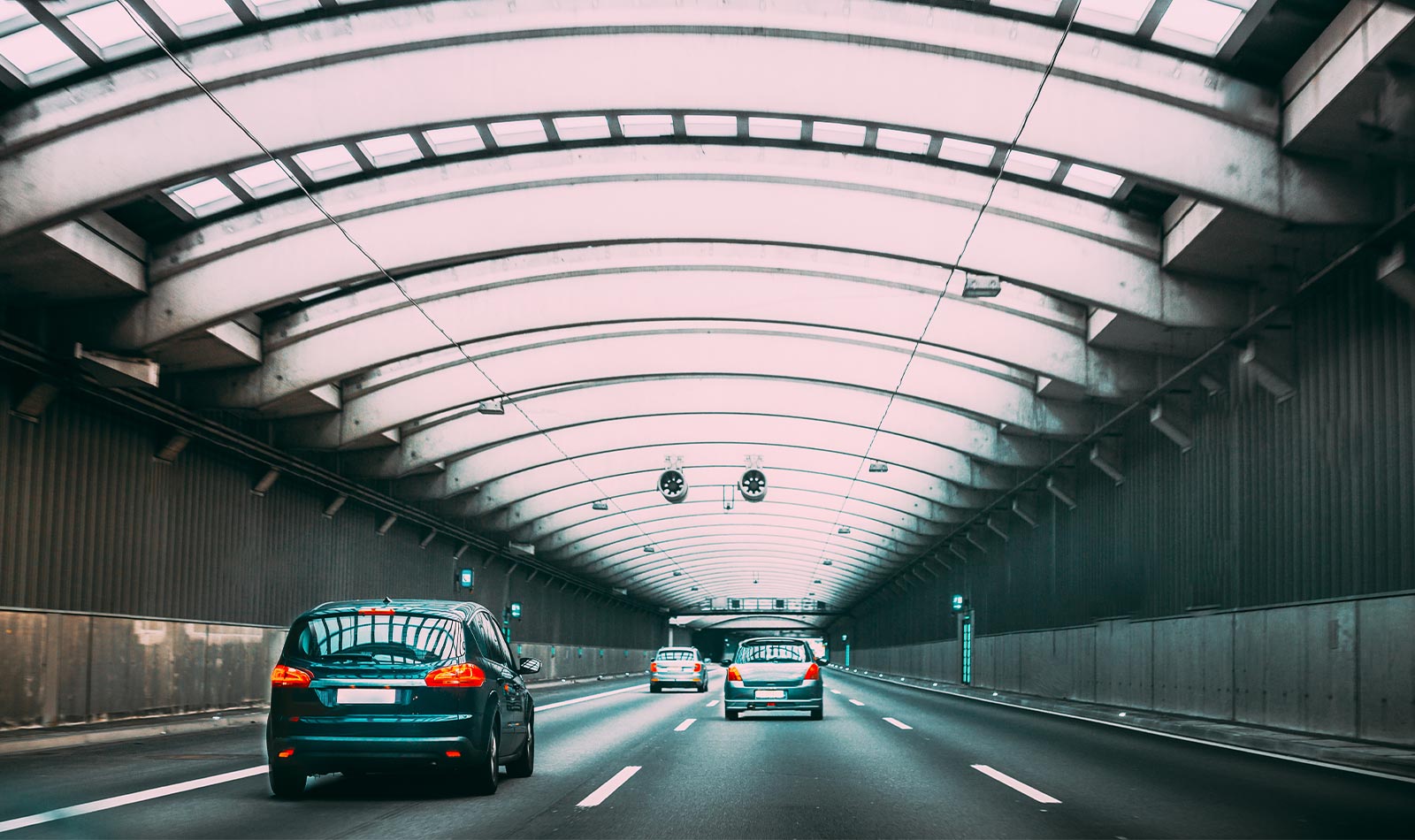 importancia de la distancia de seguridad en túneles