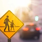 Señales de tráfico en zona escolar