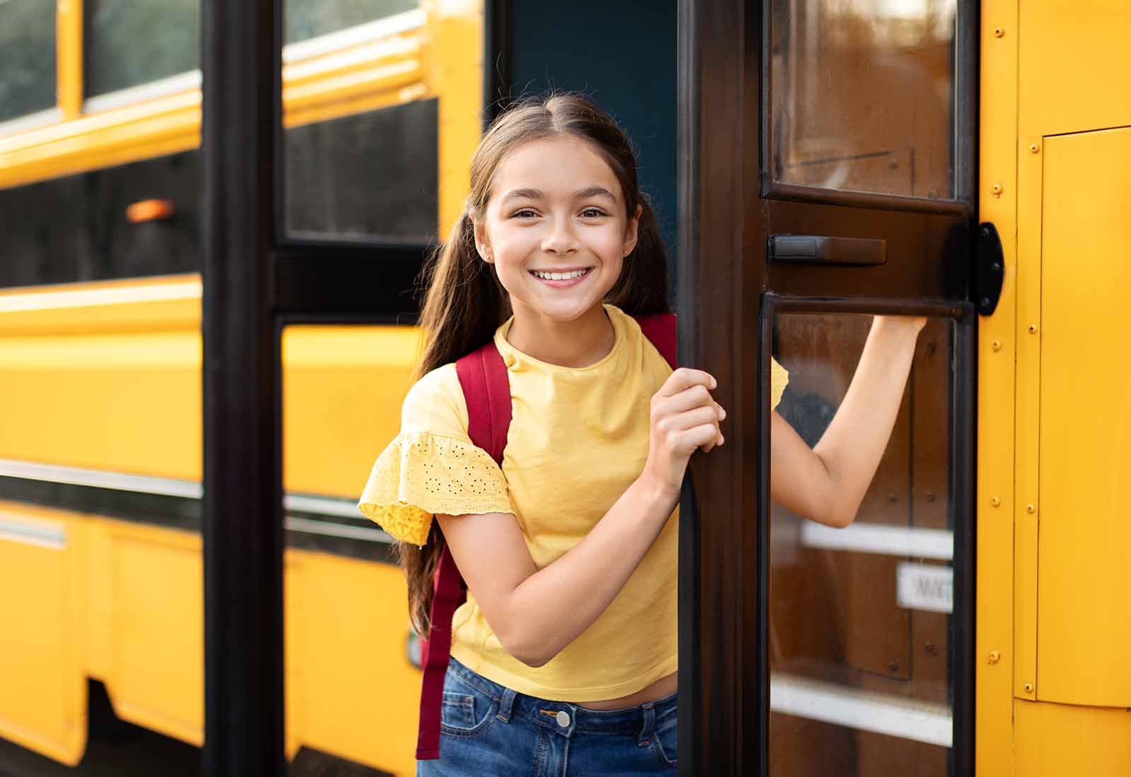 a que edad puede viajar un niño solo en autobus