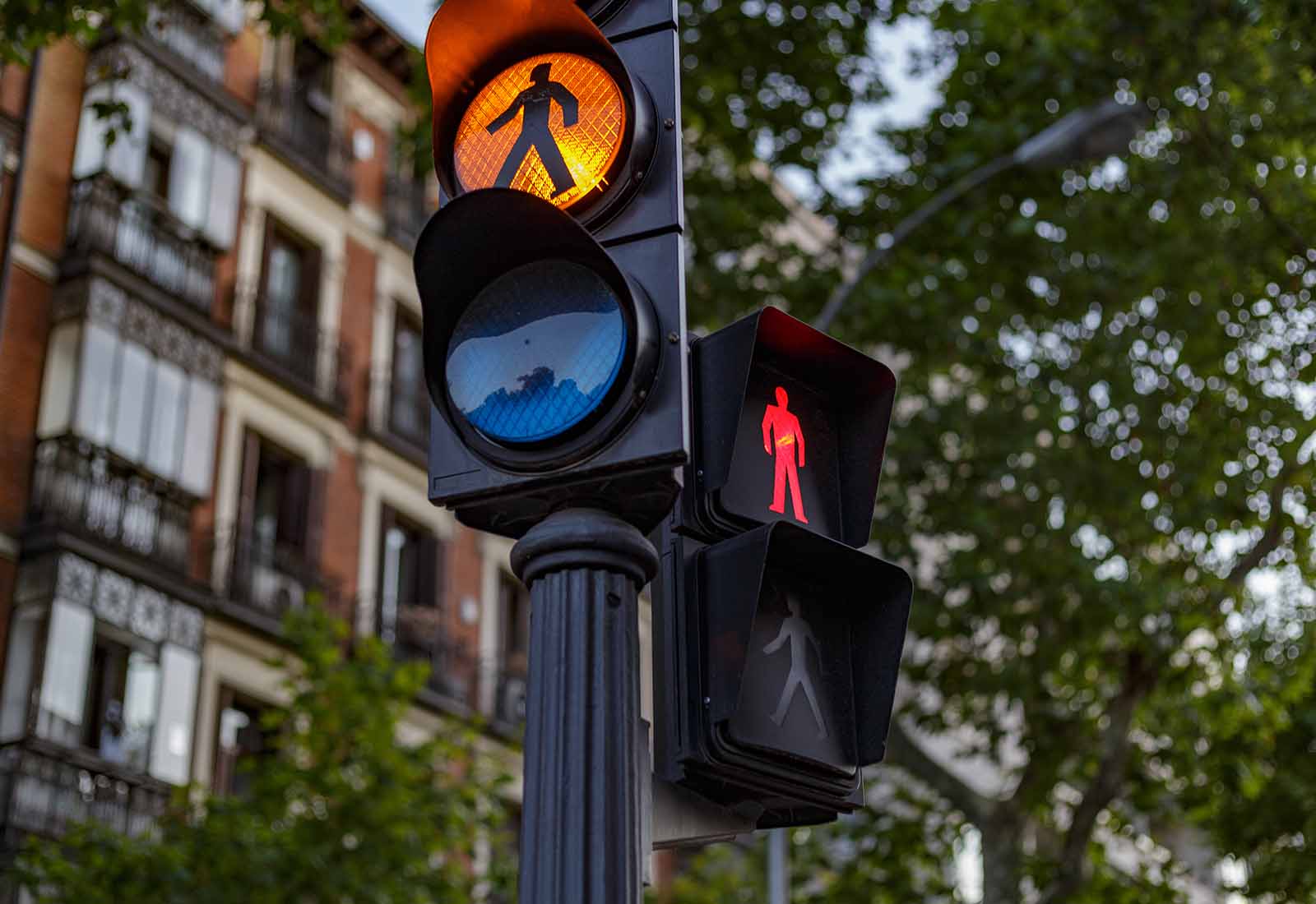 como funciona un semáforo