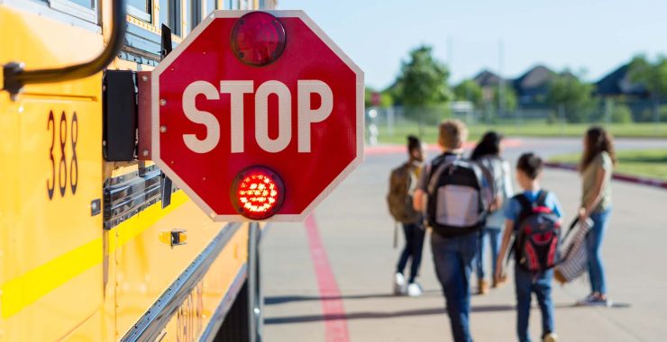 ¿Conoces la historia de la señal de STOP?