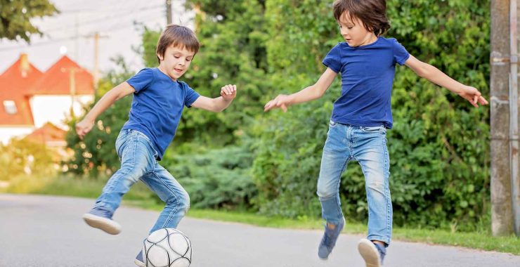 Cómo jugar con seguridad en la calle y en los parques