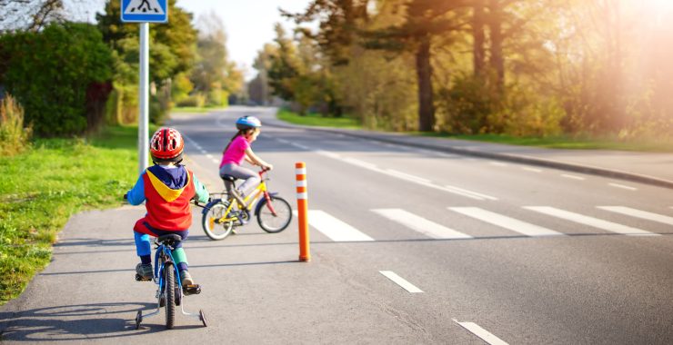 Juego de verdadero o falso sobre seguridad vial para niños